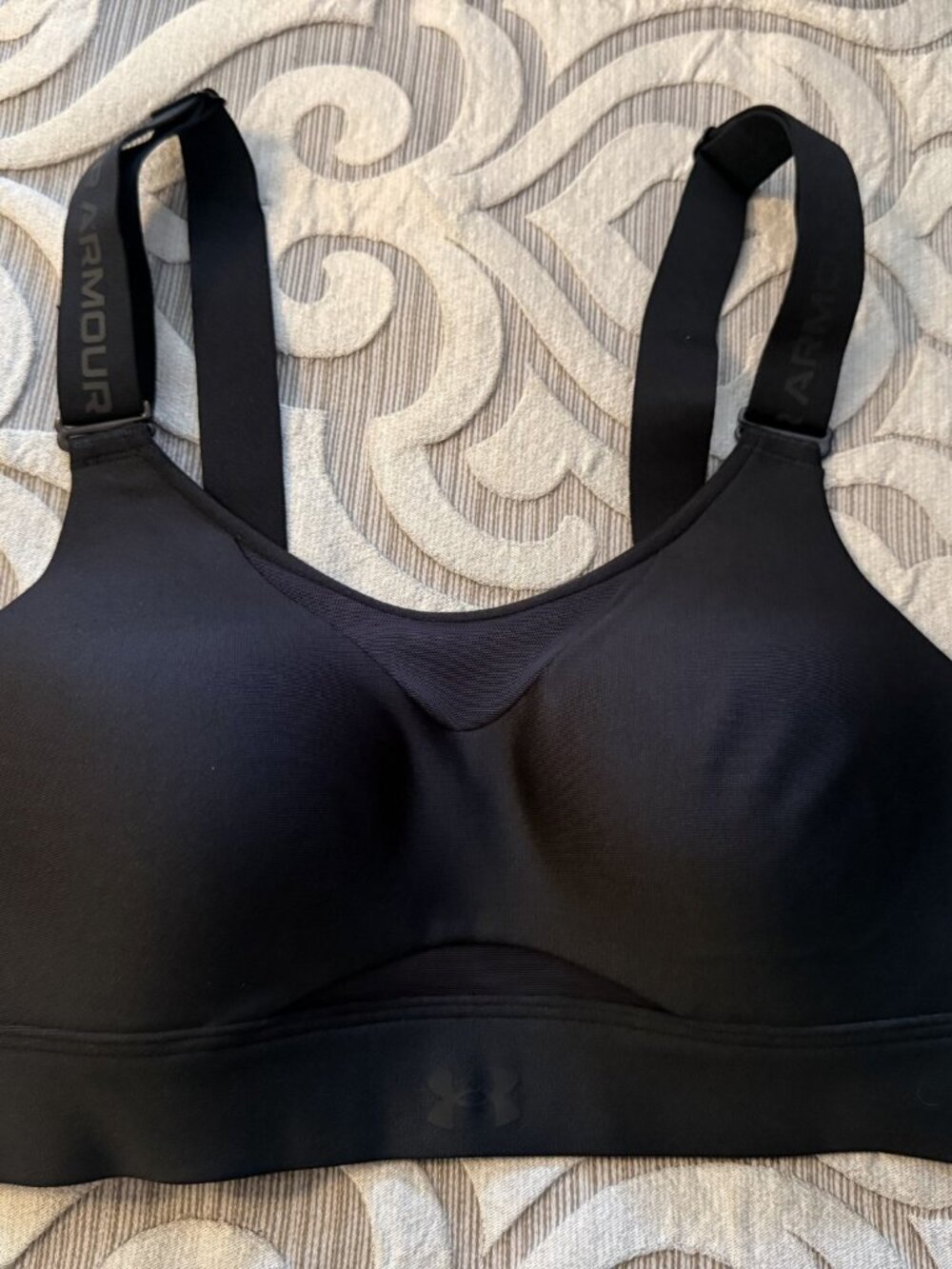 Under Armour UA Women's Black Infinity High 2.0 Sports Bra Size Small A-C Cups